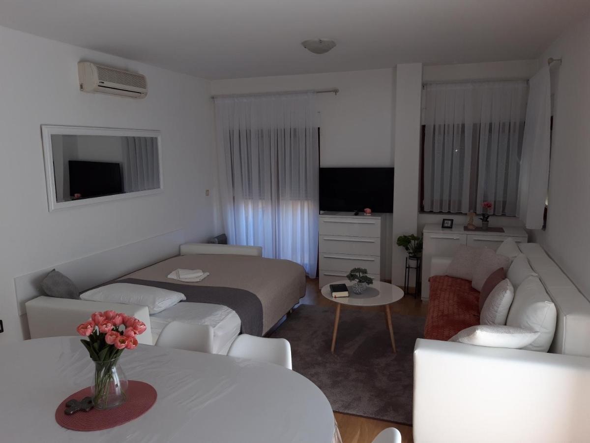 Marys Home Apartment Medugorje Экстерьер фото