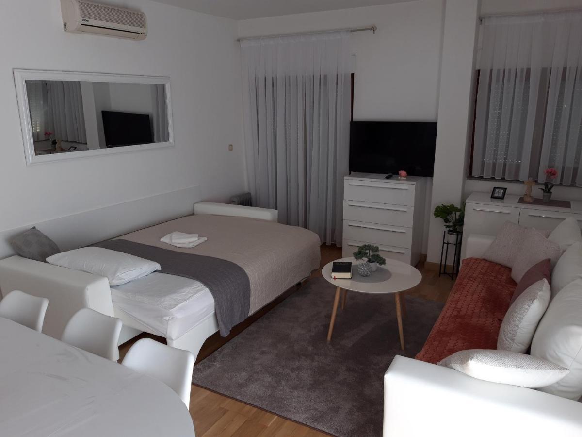 Marys Home Apartment Medugorje Экстерьер фото