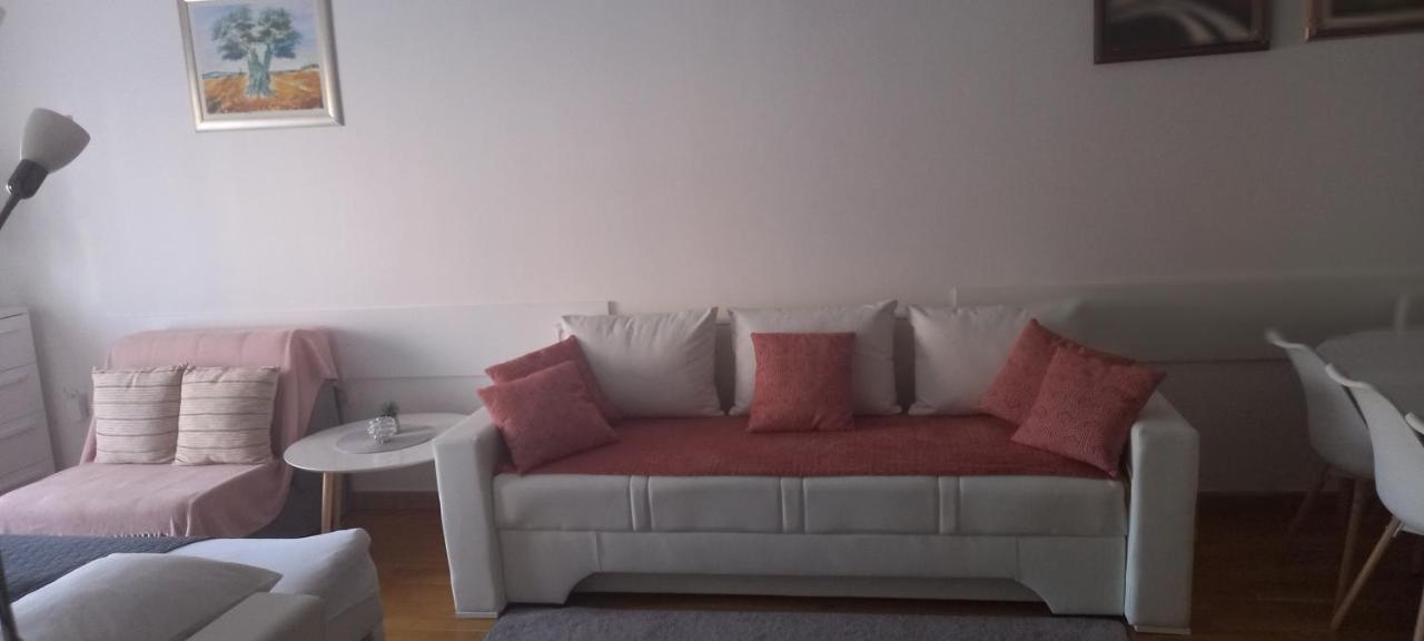 Marys Home Apartment Medugorje Экстерьер фото