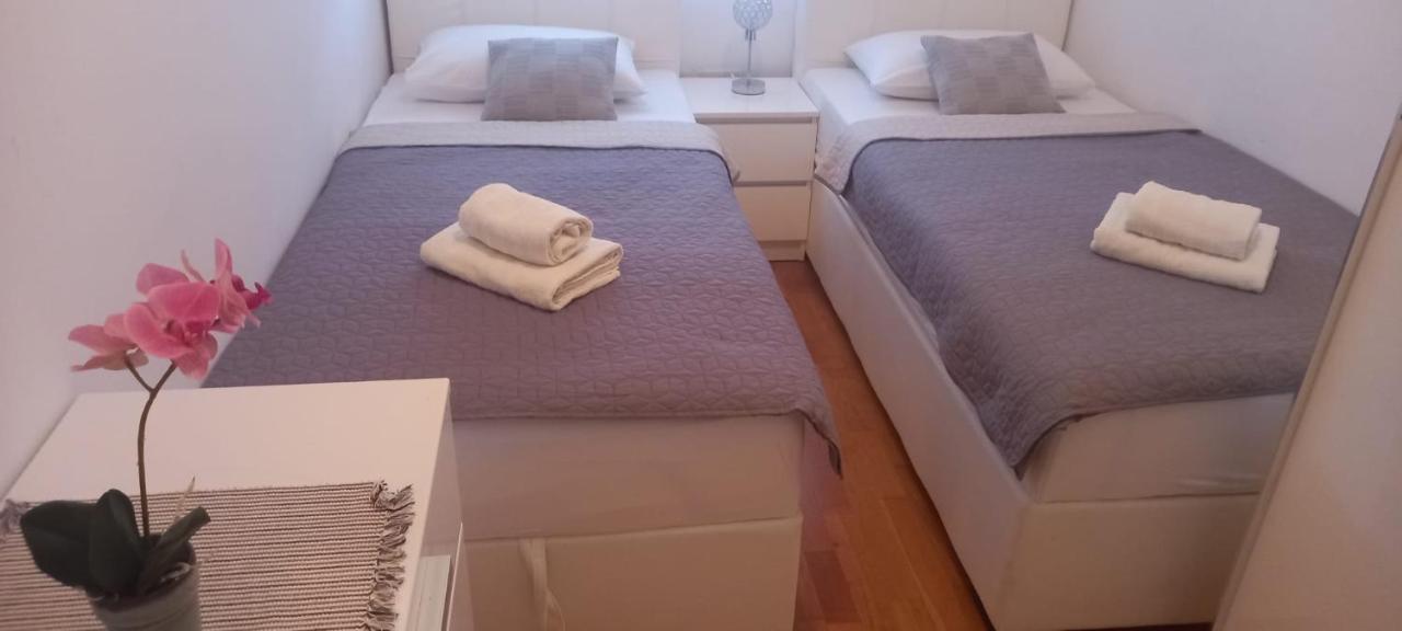 Marys Home Apartment Medugorje Экстерьер фото